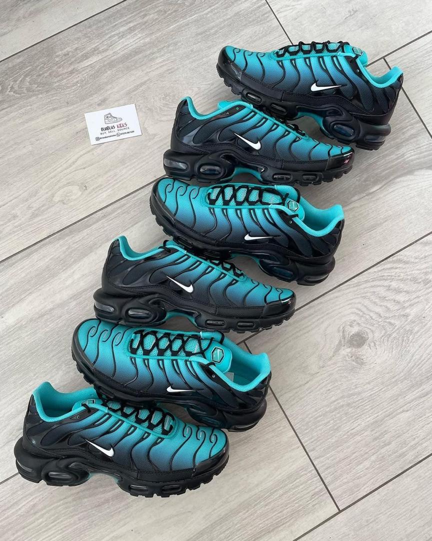 NIKE TN AIR MAX PLUS